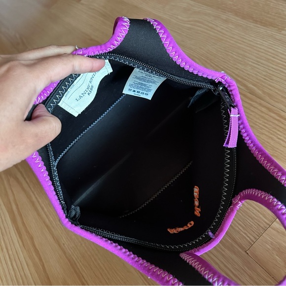 Lands’ End Kids Polka Dot Nom Nom Lunch Bag - Picture 9 of 10